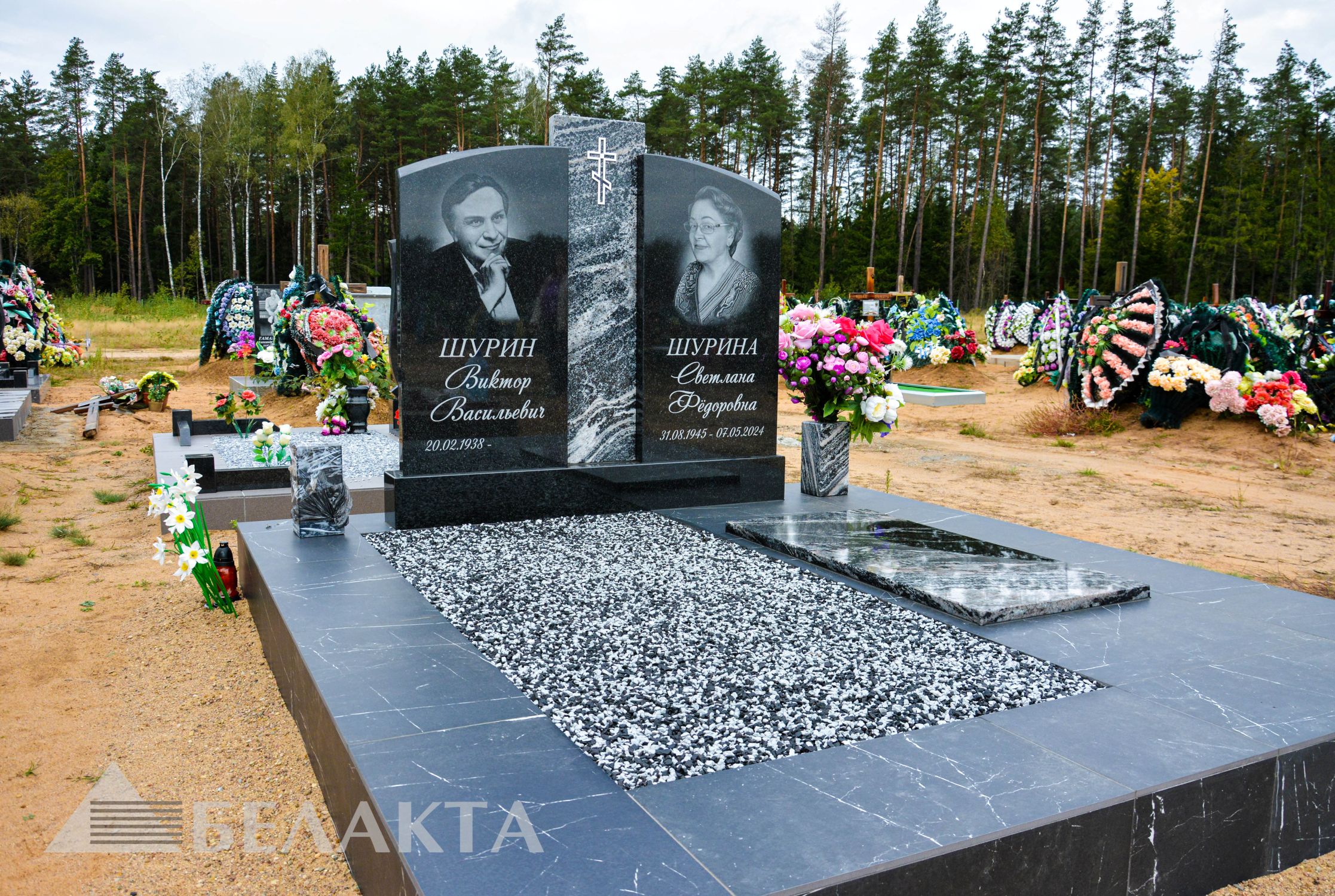 Двойной памятник 4