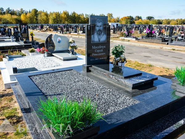 Памятники одиночные