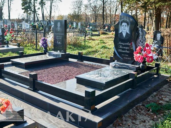 Памятники одиночные