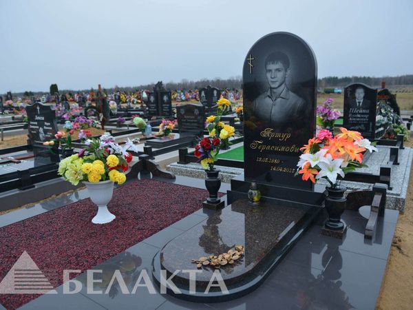 Памятники одиночные