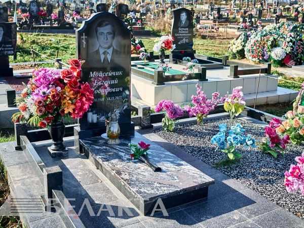 Памятники одиночные