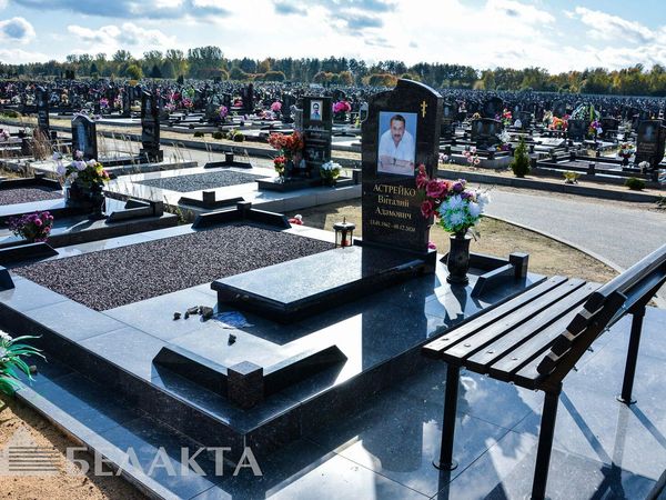 Памятники одиночные