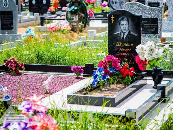 Памятники одиночные