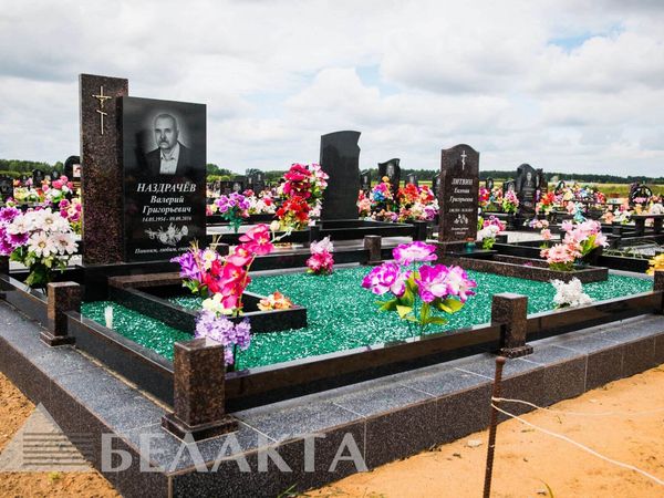 Памятники одиночные