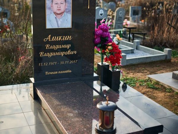 Памятники одиночные