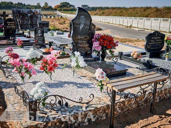 Памятники одиночные