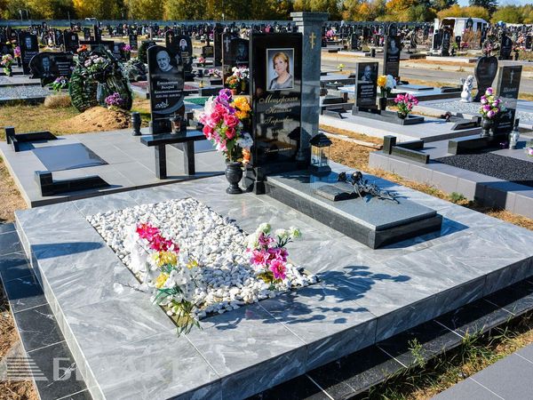 Памятники одиночные