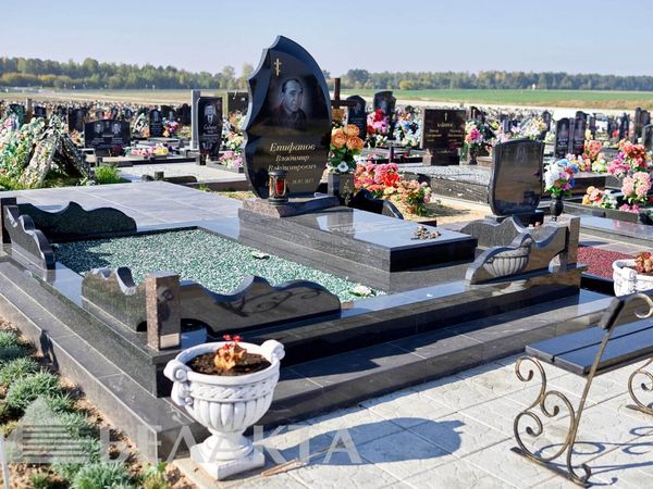 Мемориальный комплекс 9
