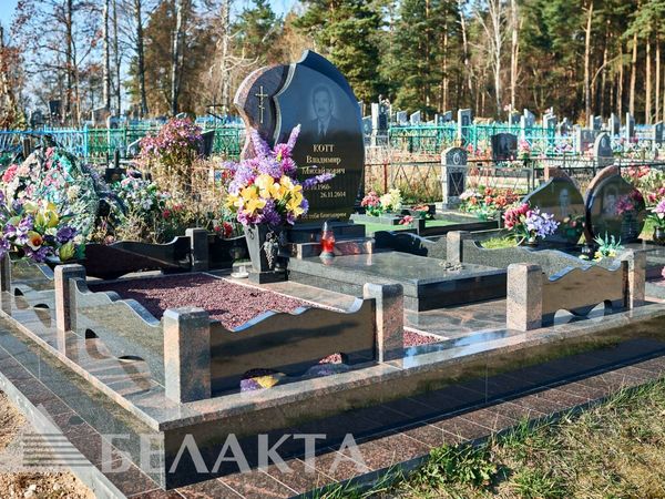 Мемориальный комплекс 25