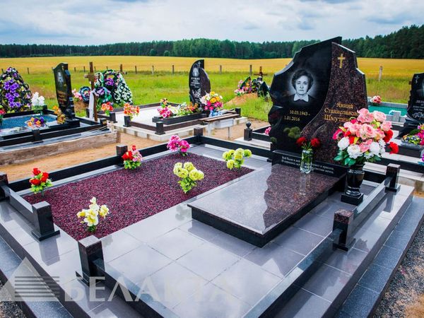 Мемориальный комплекс 12
