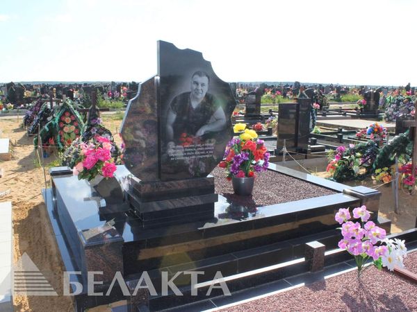 Мемориальный комплекс 10
